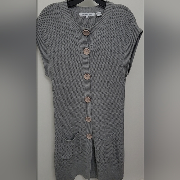 Sleeveless Button Up Cardigan - Picture 1 of 5